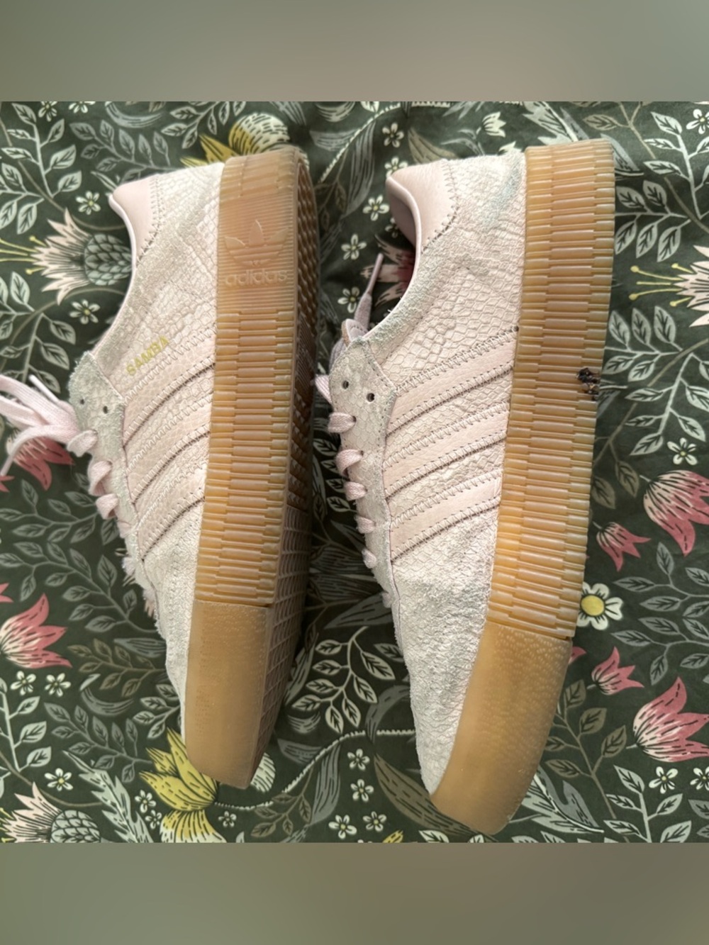 adidas Samba Women’s Light Pink Sneakers with Gum Sole - Picture 2 of 8